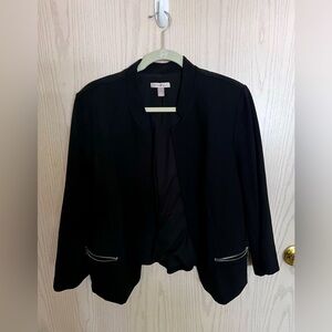 Roz & Ali Black Blazer XL Zipper Pocket Detail